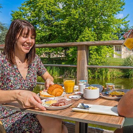 Les Jardins De L'Anjou Hotel Montjean-sur-Loire Bagian luar foto