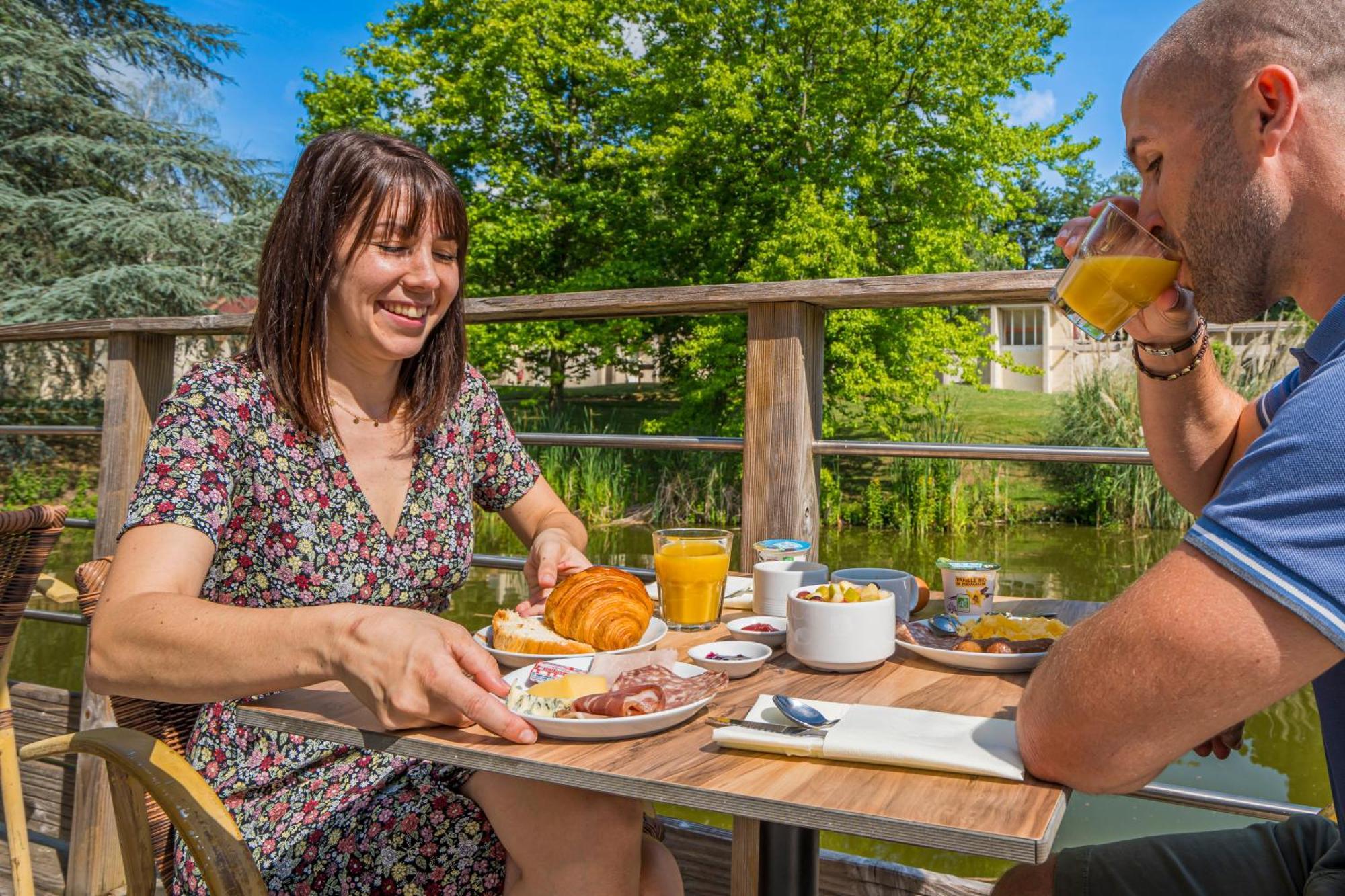 Les Jardins De L'Anjou Hotel Montjean-sur-Loire Bagian luar foto